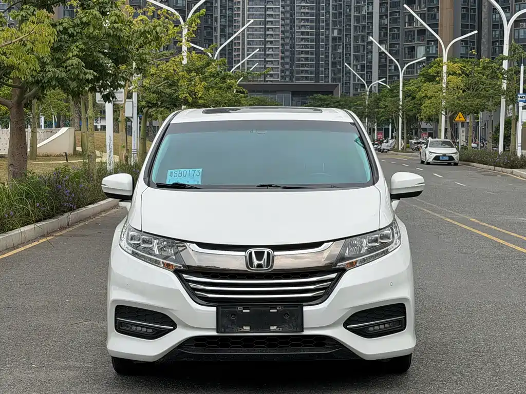 Honda Odyssey — фото 2