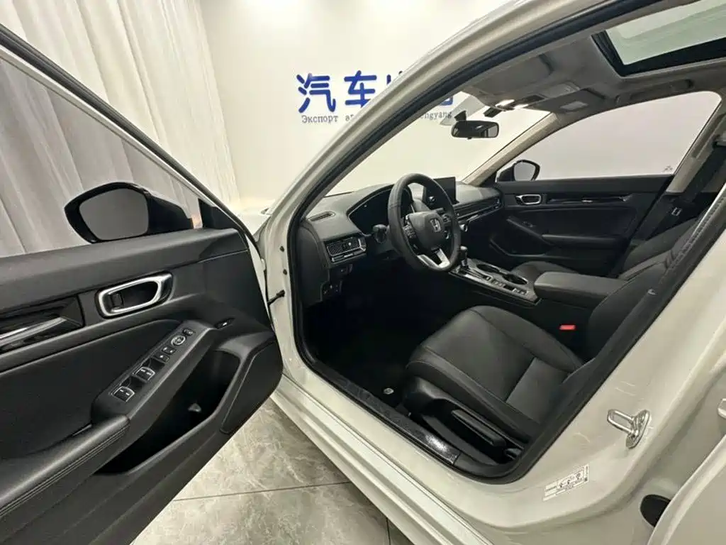 Honda Civic — фото 7
