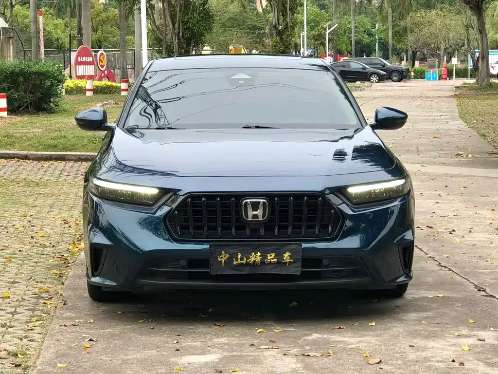 Honda Inspire — фото 2