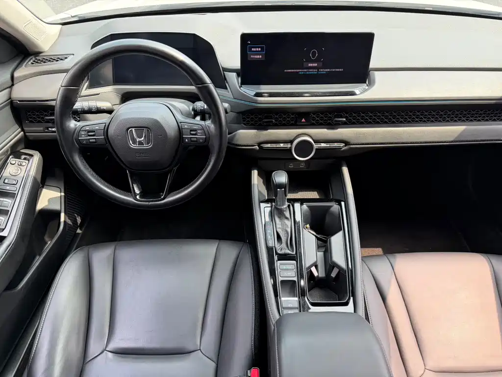 Honda Accord — фото 13
