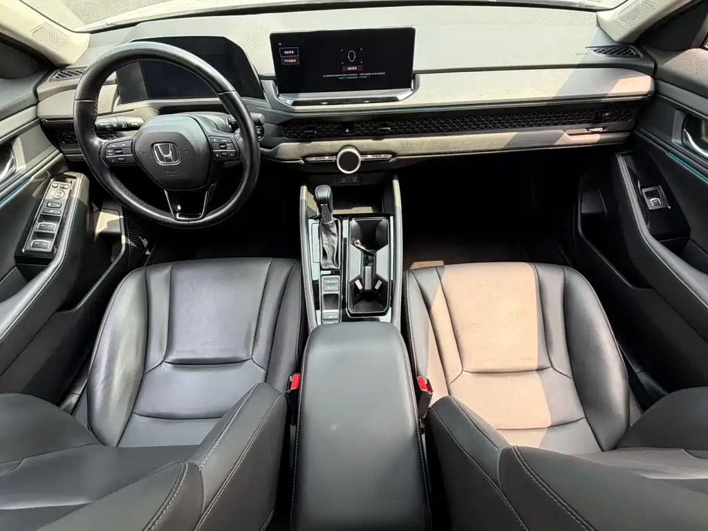 Honda Accord — фото 14