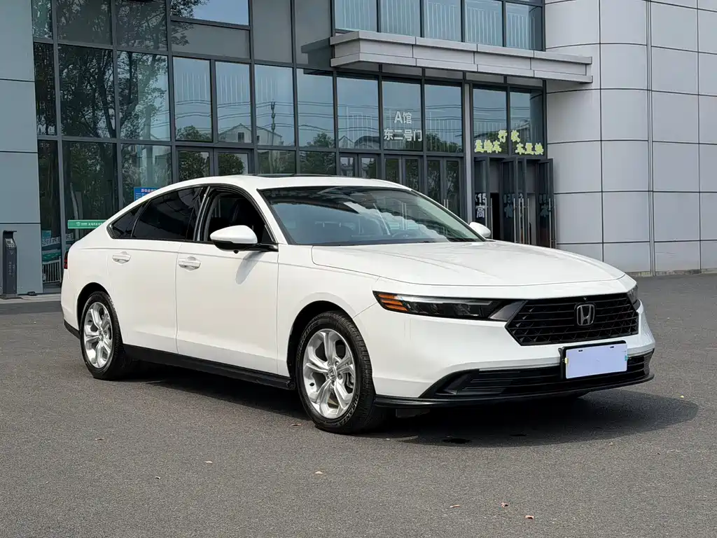 Honda Accord — фото 3