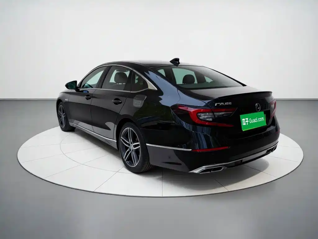 Honda Accord — фото 4