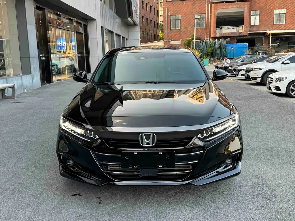 Honda Accord — фото 2
