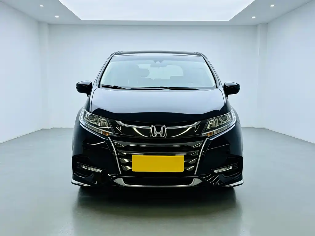 Honda Odyssey — фото 2