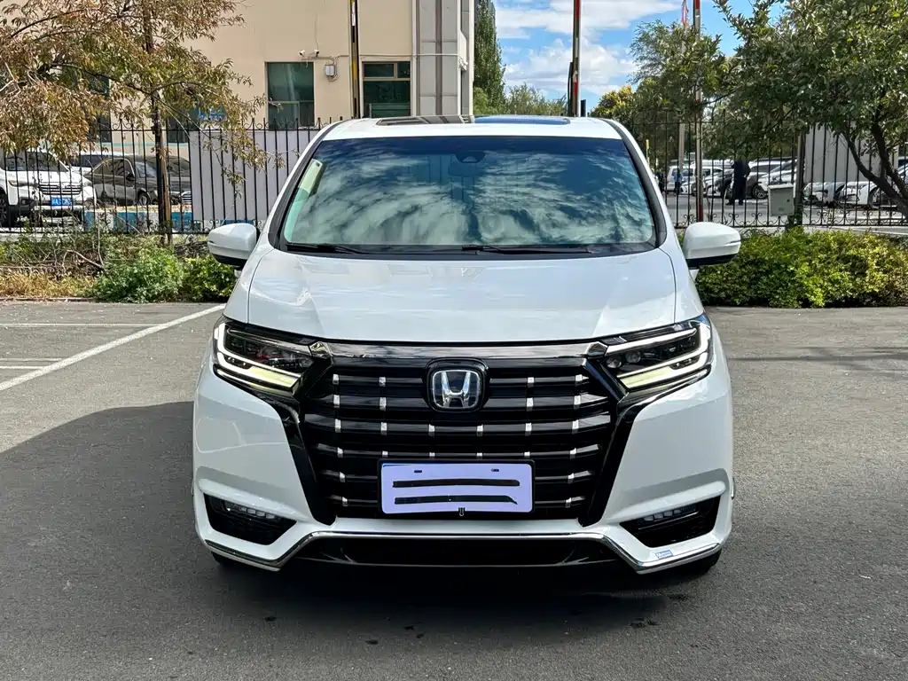 Honda Elysion — фото 2