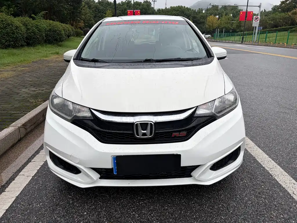 Honda Fit — фото 3