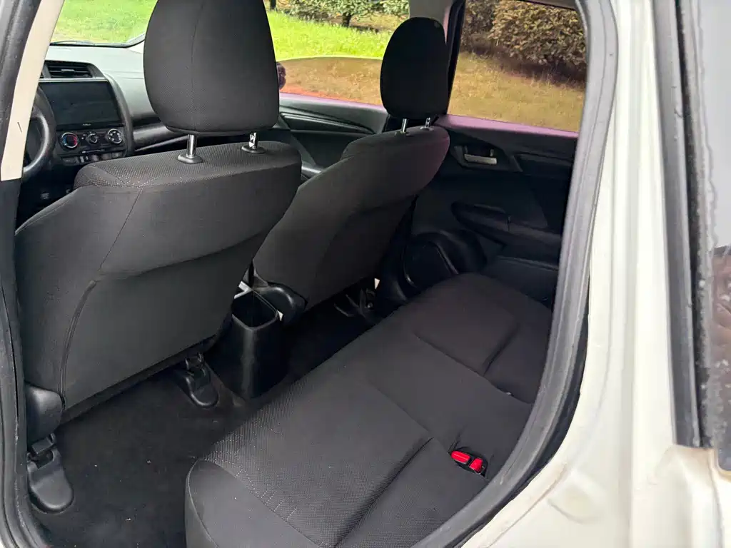Honda Fit — фото 9