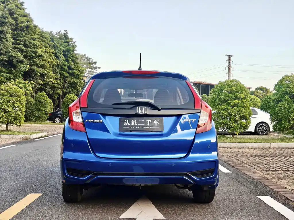 Honda Fit — фото 6