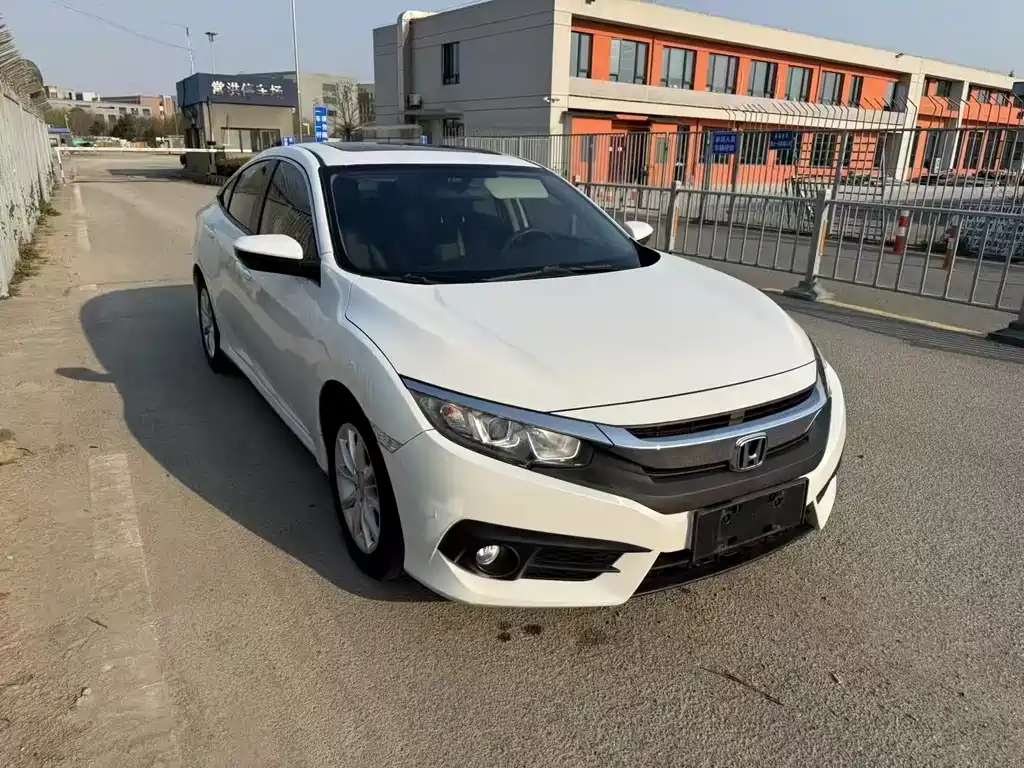 Honda Civic — фото 3