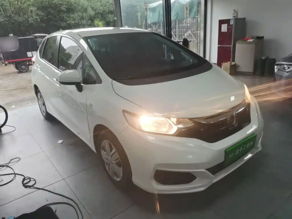 Honda Fit — фото 4