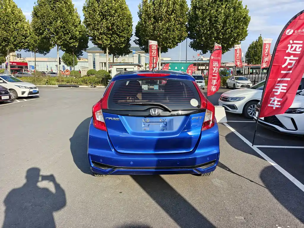Honda Fit — фото 5