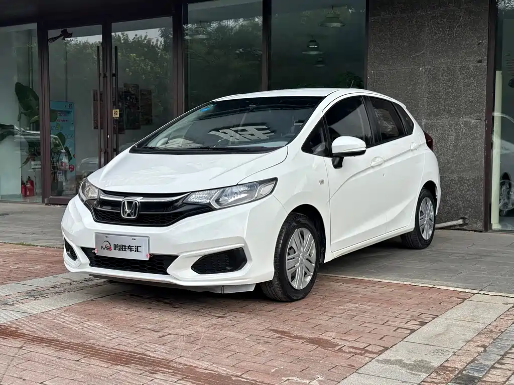 Honda Fit — фото 4