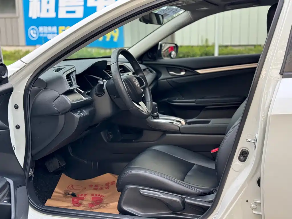 Honda Civic — фото 4