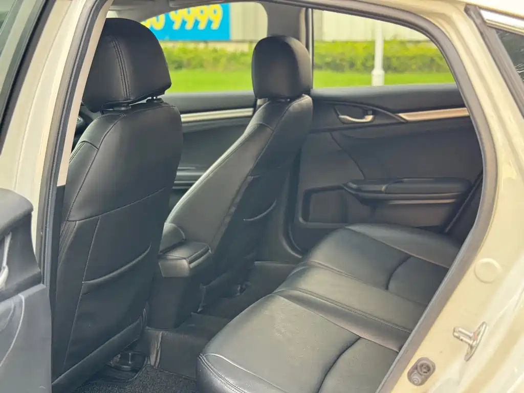 Honda Civic — фото 5