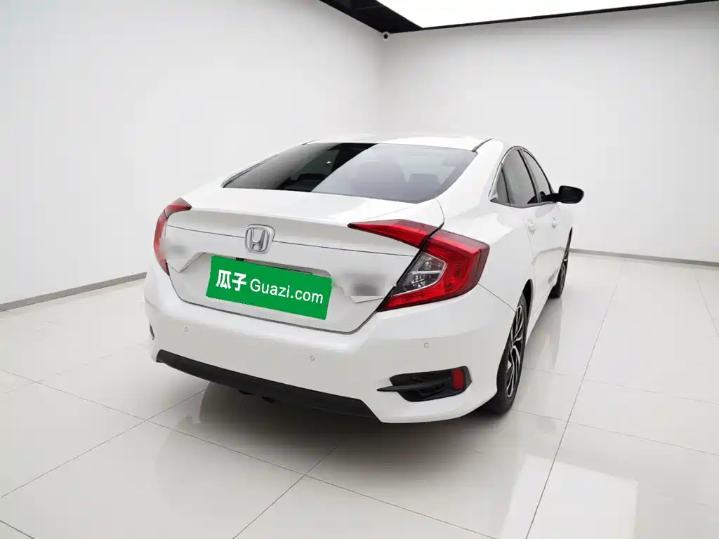 Honda Civic — фото 4