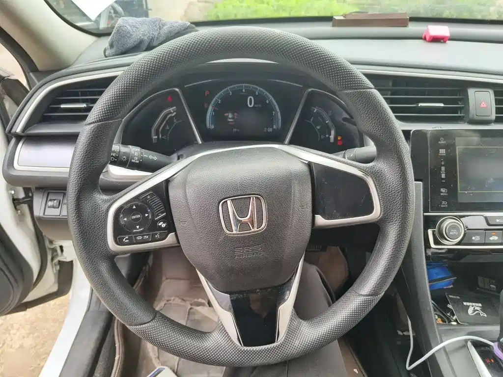 Honda Civic — фото 6