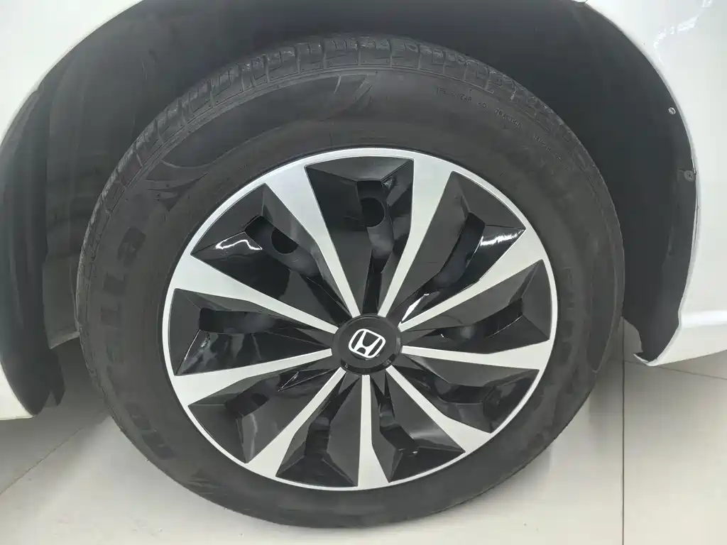 Honda Fit — фото 3