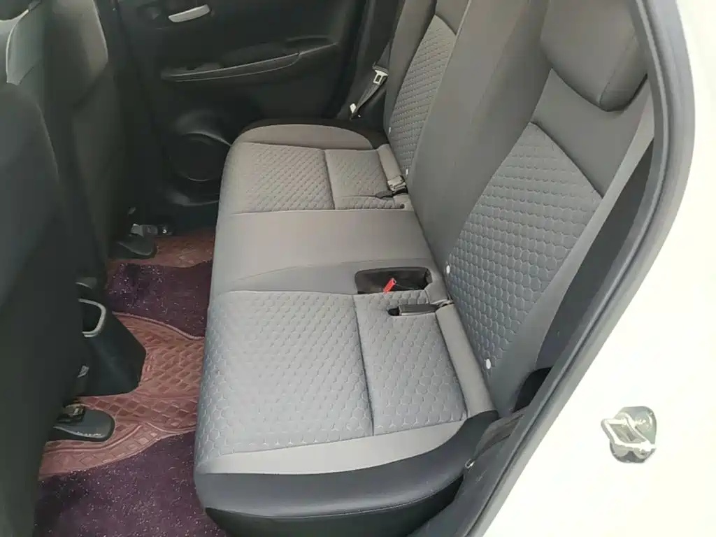 Honda Fit — фото 17