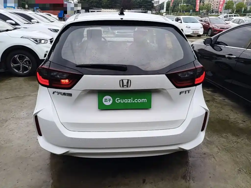 Honda Fit — фото 6