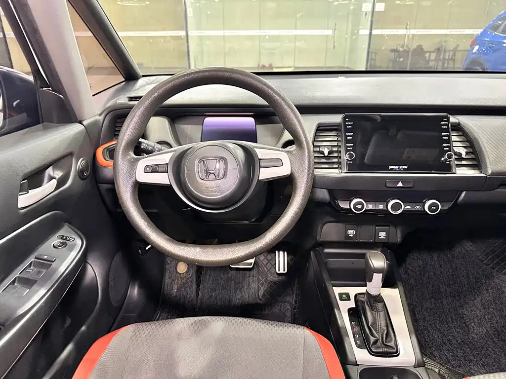 Honda Fit — фото 8