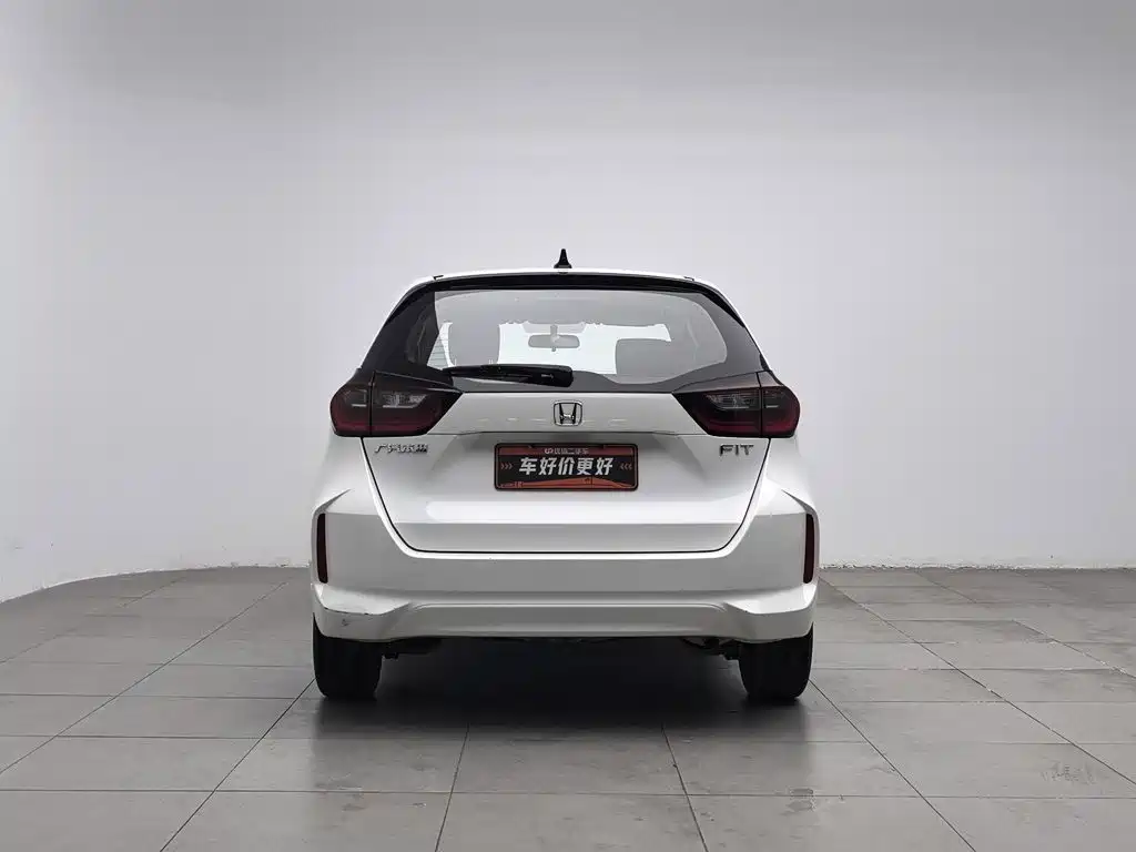 Honda Fit — фото 4