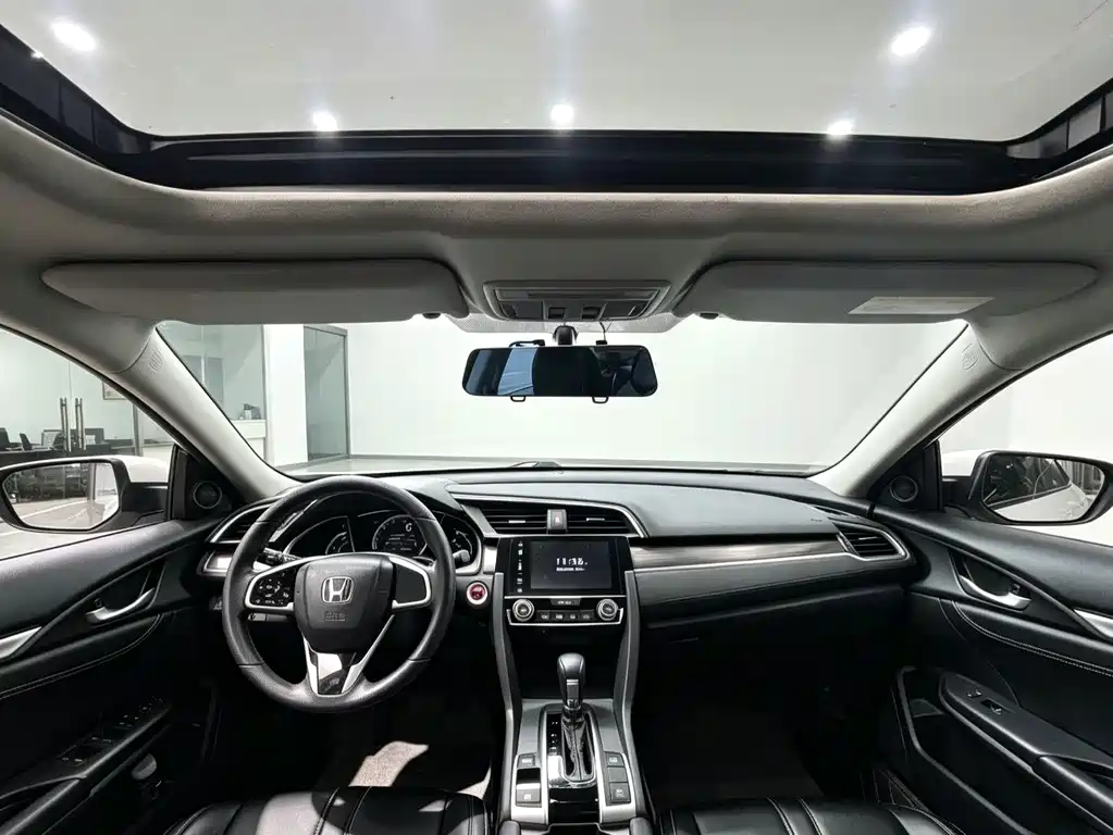 Honda Civic — фото 5