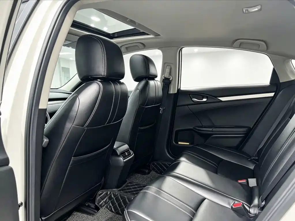 Honda Civic — фото 6