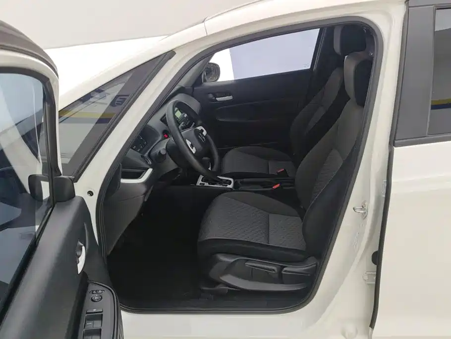 Honda Fit — фото 9