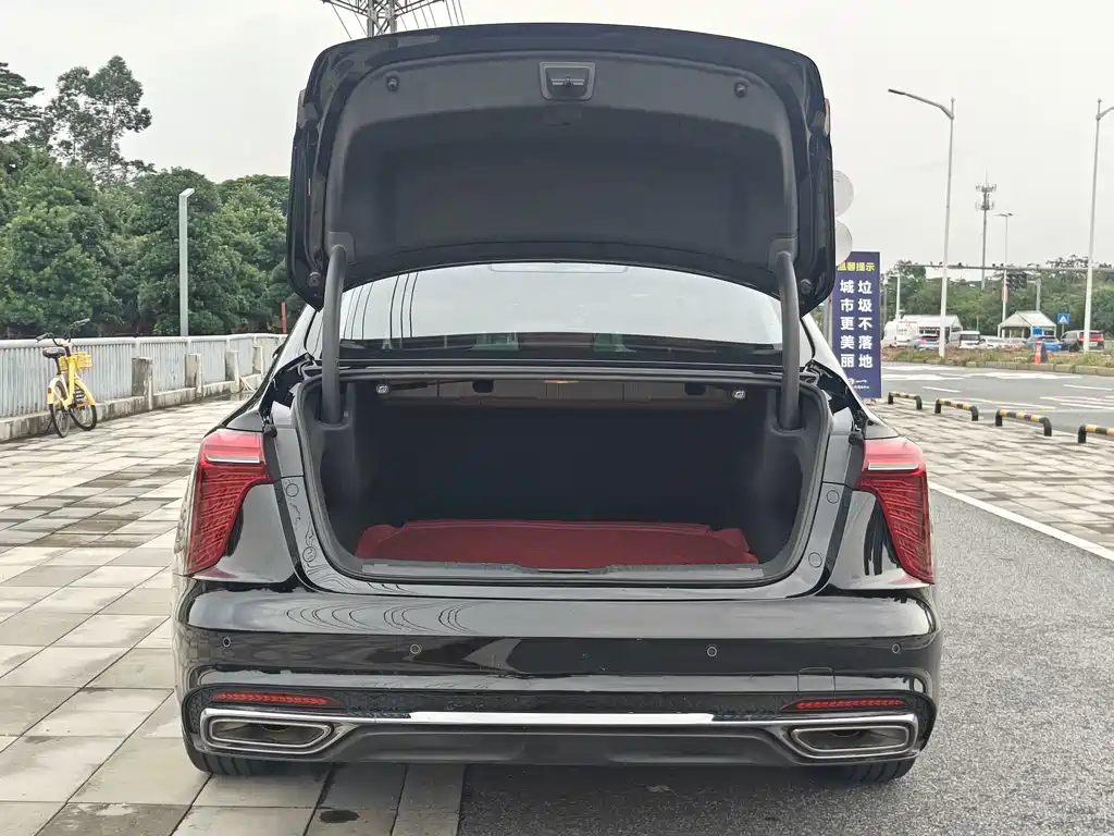 Hongqi Hongqi H5 — фото 21