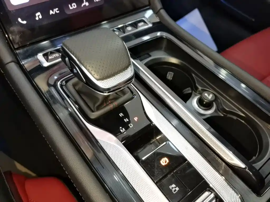 Hongqi Hongqi H6 — фото 14