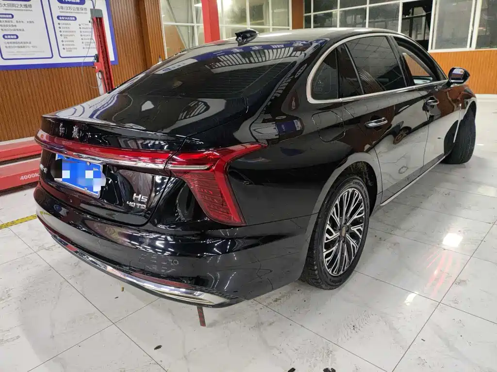 Hongqi Hongqi H5 — фото 10