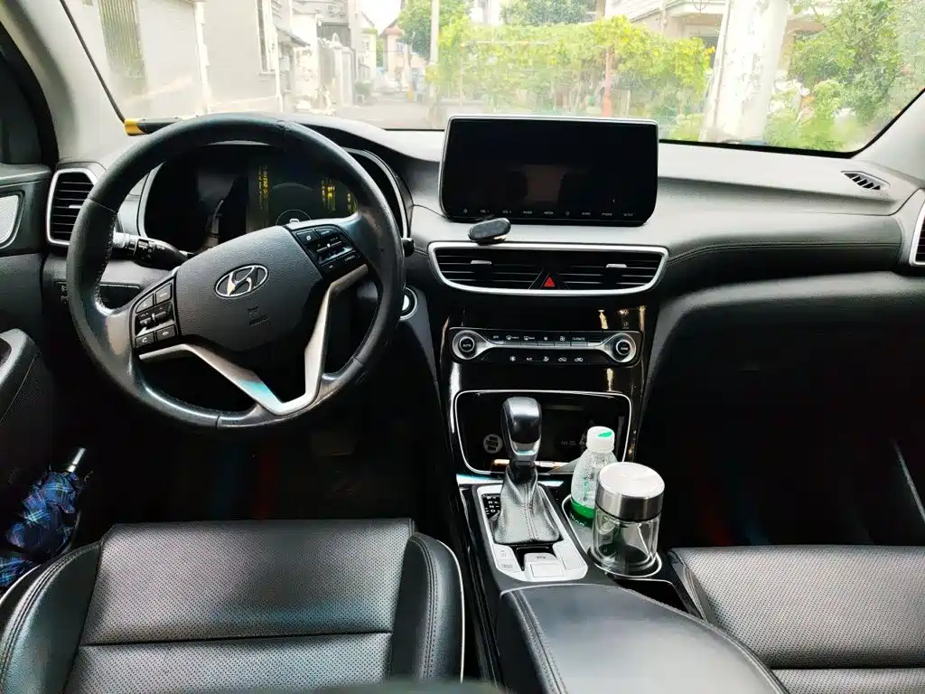 Hyundai Tucson — фото 13