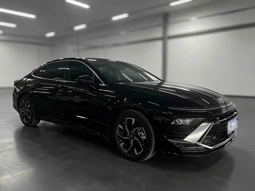 Hyundai Sonata — фото 3
