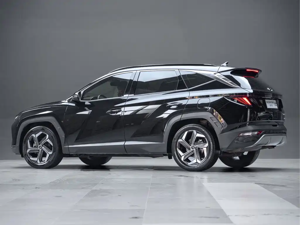 Hyundai Tucson — фото 7