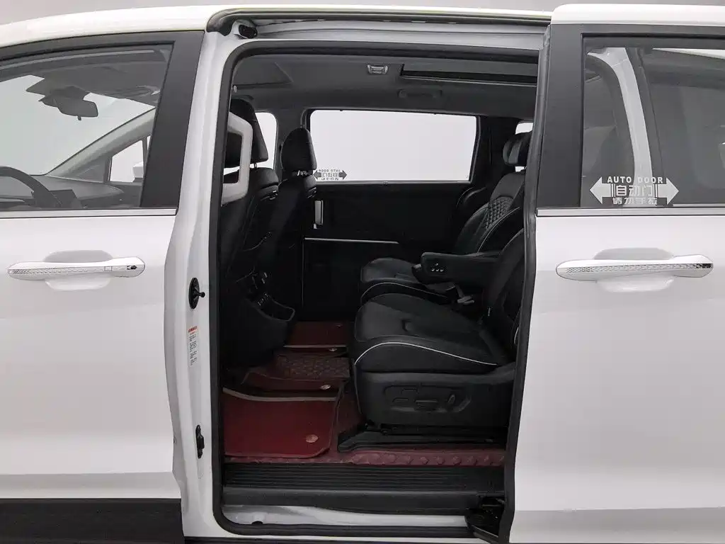 Hyundai Custo — фото 15
