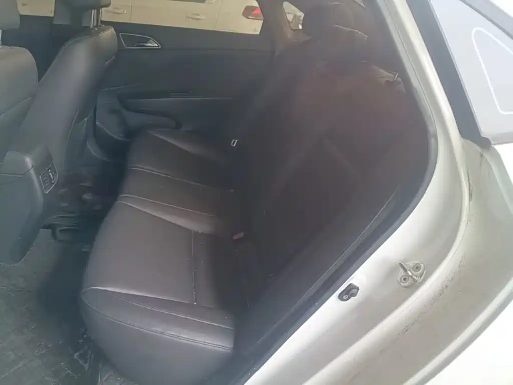 Hyundai Mistra — фото 17