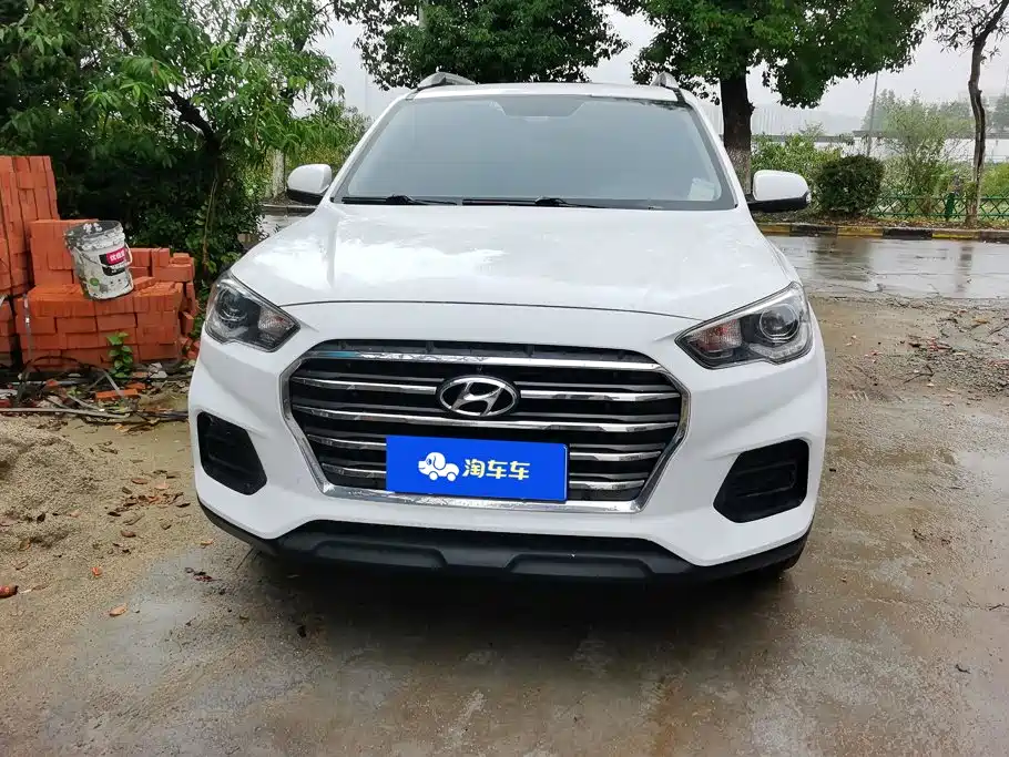 Hyundai ix35 — фото 2