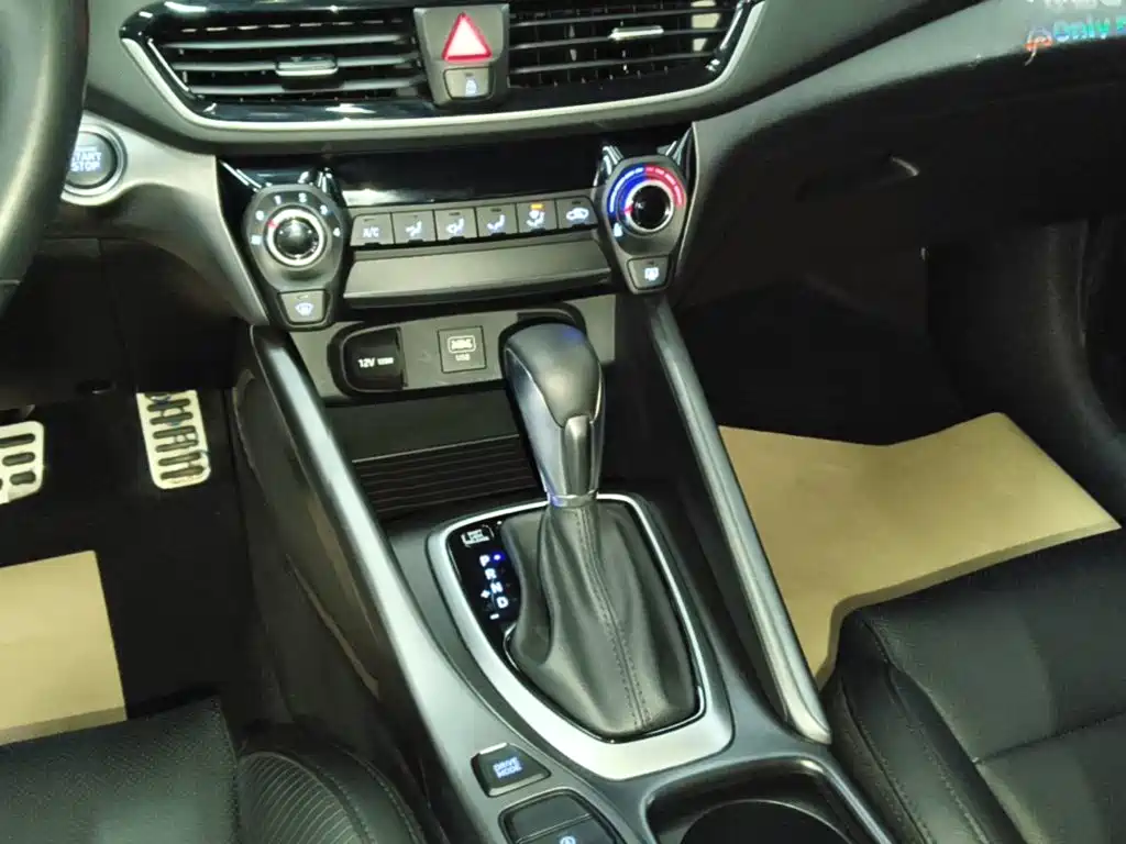 Hyundai Fista — фото 10