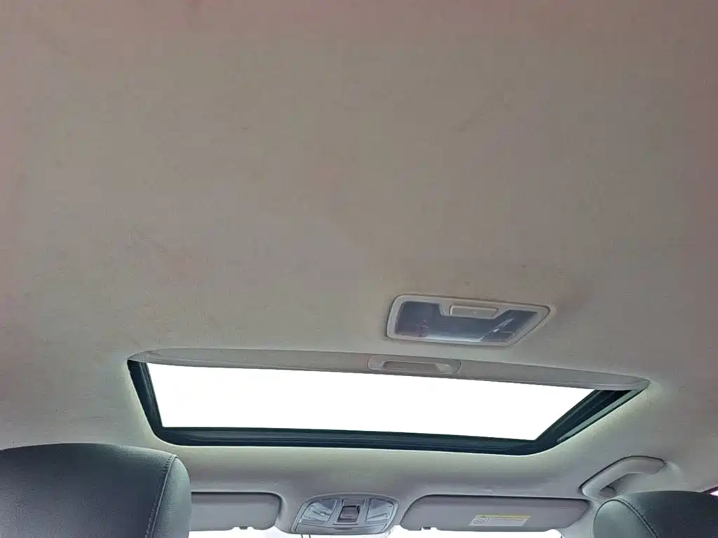 Hyundai ix35 — фото 18