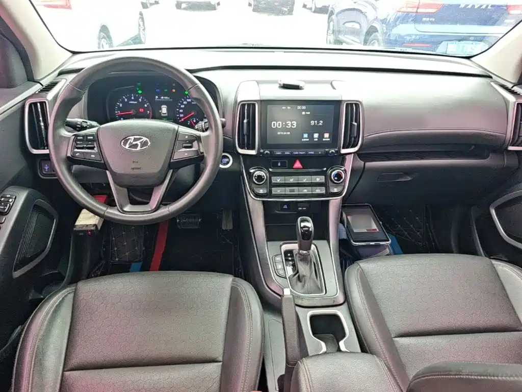 Hyundai ix35 — фото 10