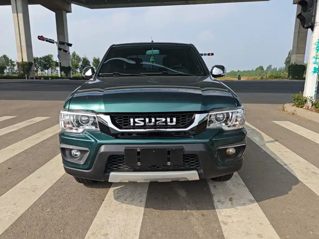 Isuzu T17 — фото 3