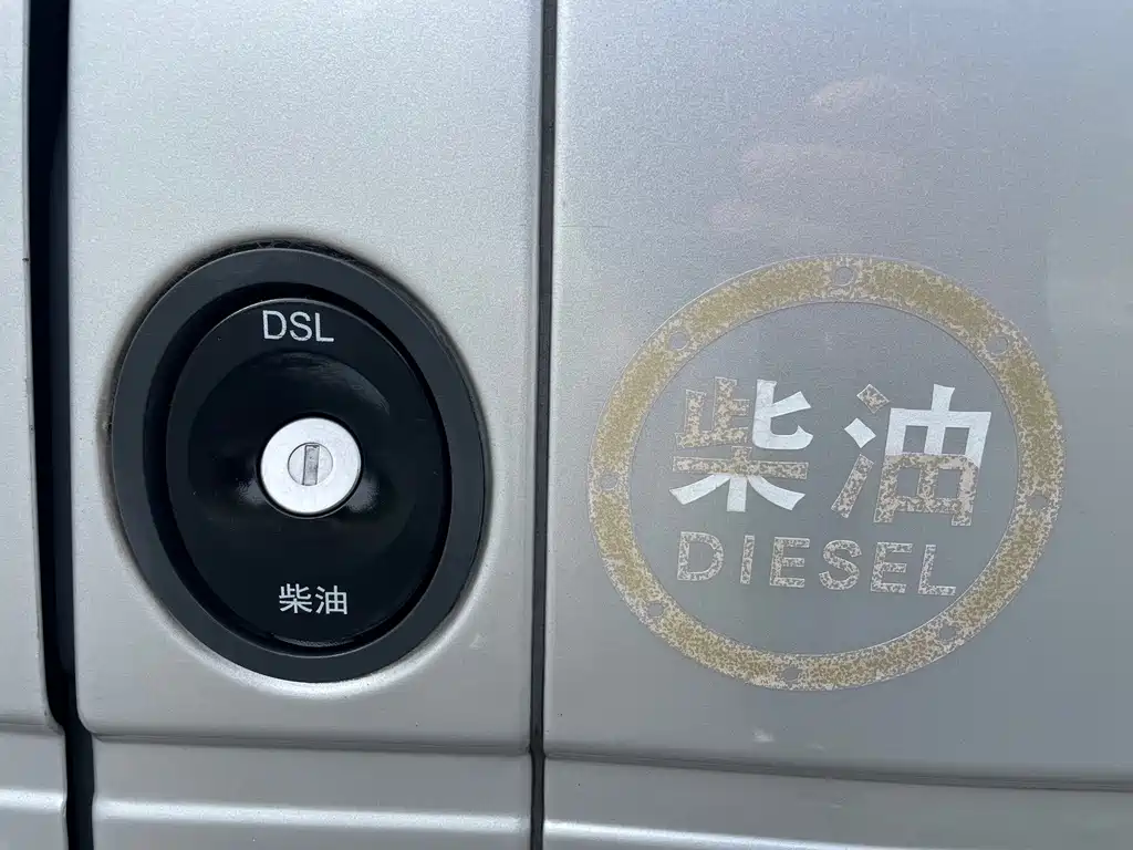 JMC Tesla — фото 18