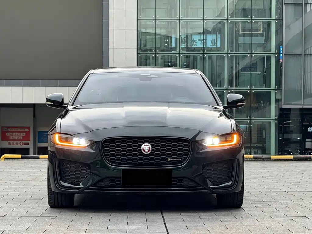 Jaguar XEL — фото 2