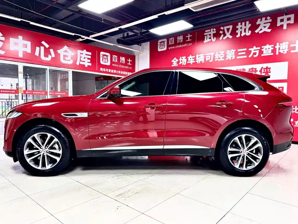 Jaguar F-PACE — фото 4