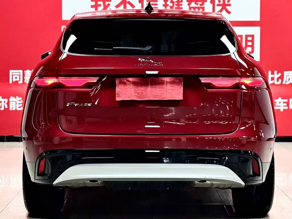 Jaguar F-PACE — фото 5