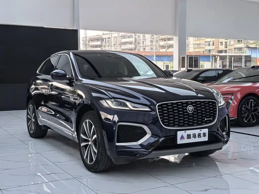 Jaguar F-PACE — фото 3