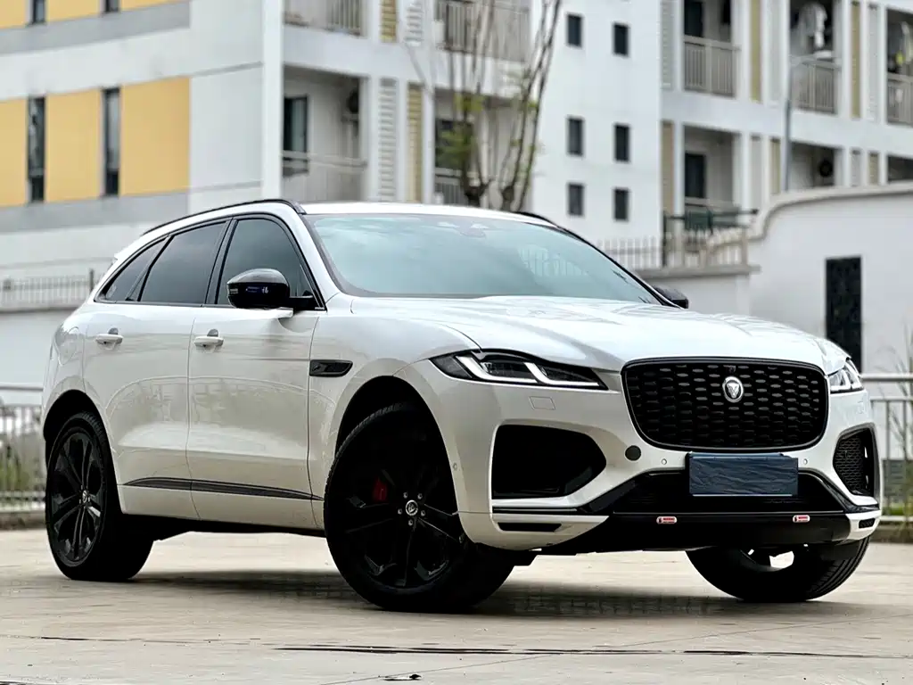 Jaguar F-PACE — фото 3
