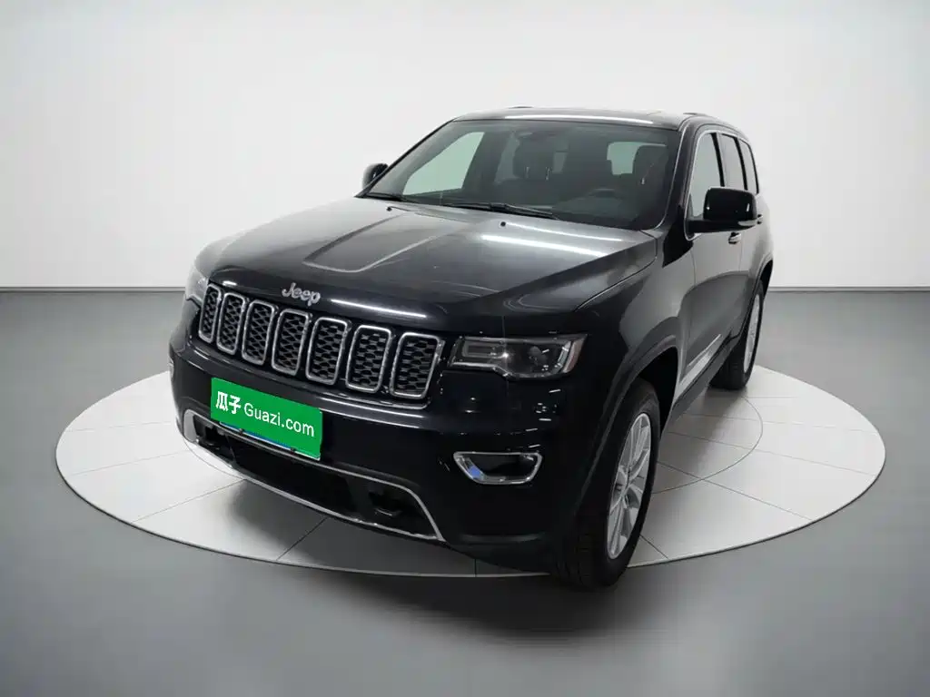 Jeep Grand Cherokee (Import) — фото 2