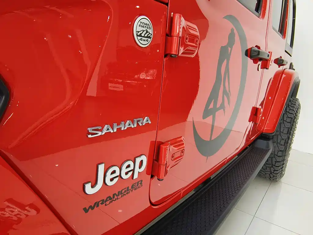 Jeep Wrangler — фото 29